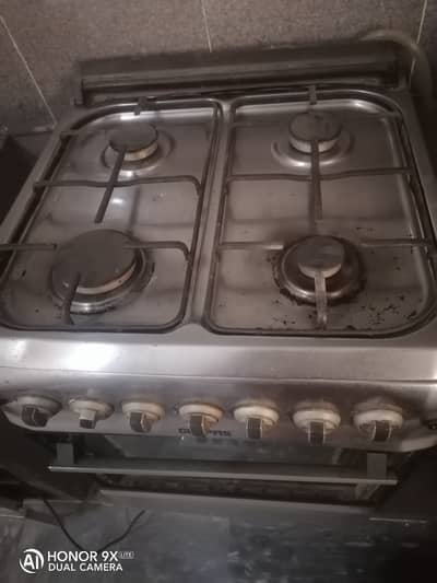 Cooking range