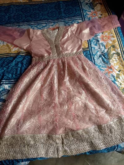 light pink colour ka lenga frok ha medium size ha