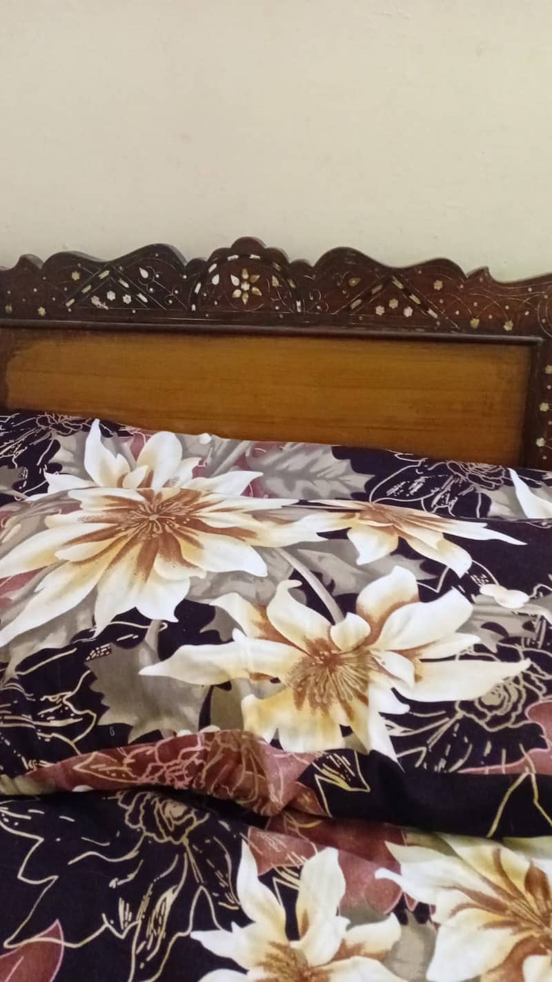 Two singal bed 4