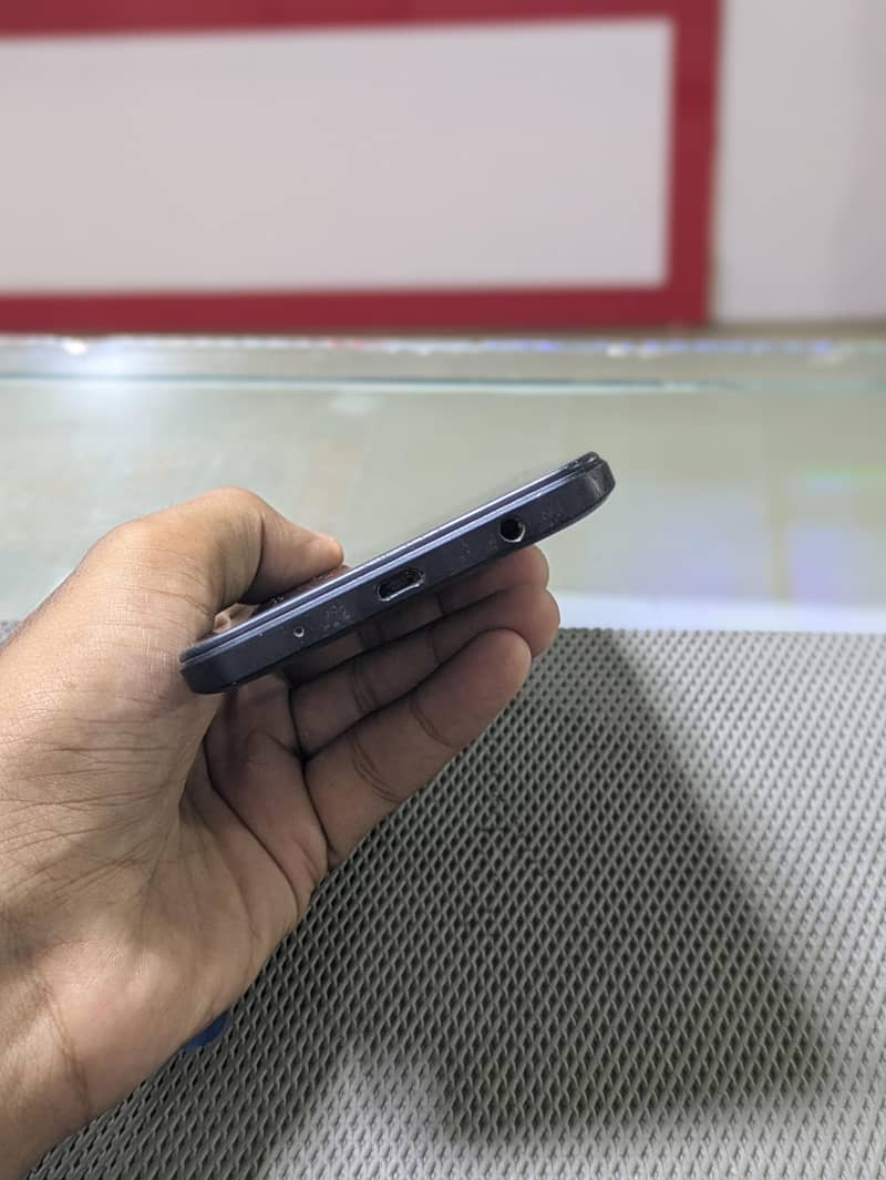Xiaomi Redmi A1 Plus 3