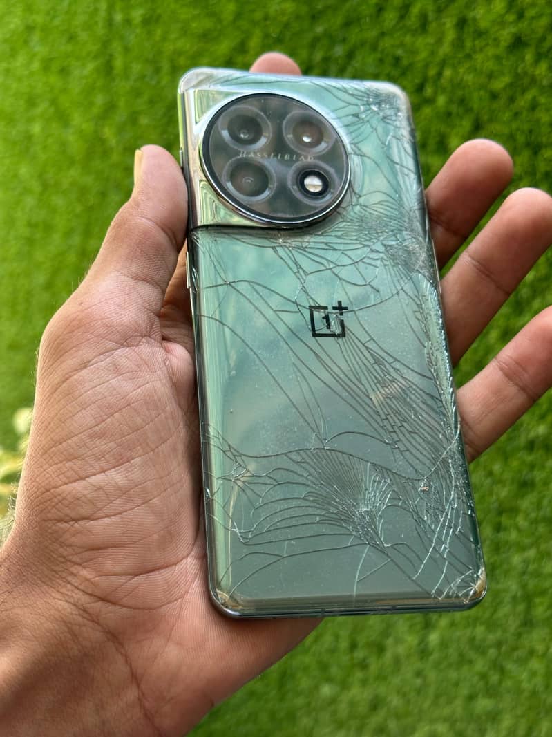 One Plus 11 1