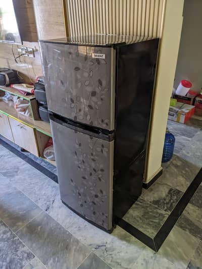 Orient Fridge 2 Door Excellent Condition