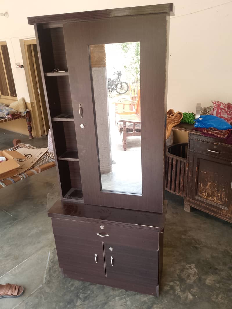 Dressing table 1