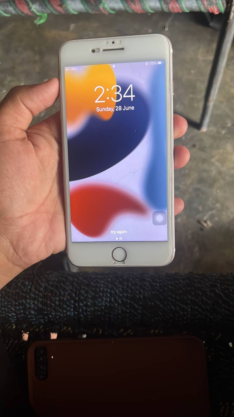 Apple iPhone 7 Plus 4