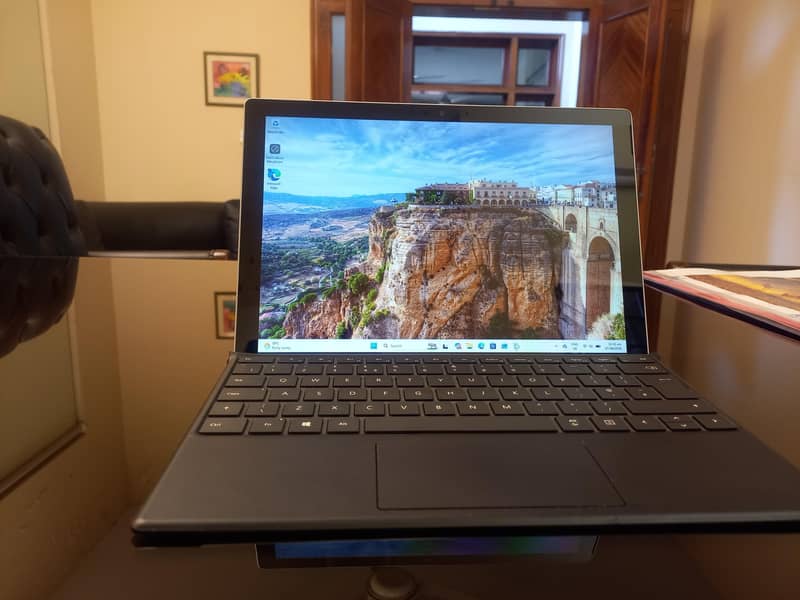 Macrosoft surface pro 4