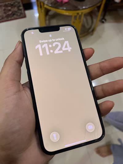 Apple iPhone 16e