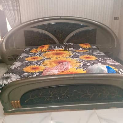bed dressing without mattress