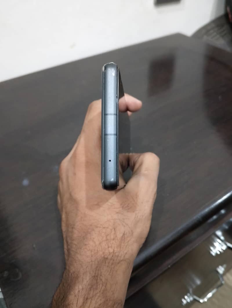 Google Pixel 7a 4