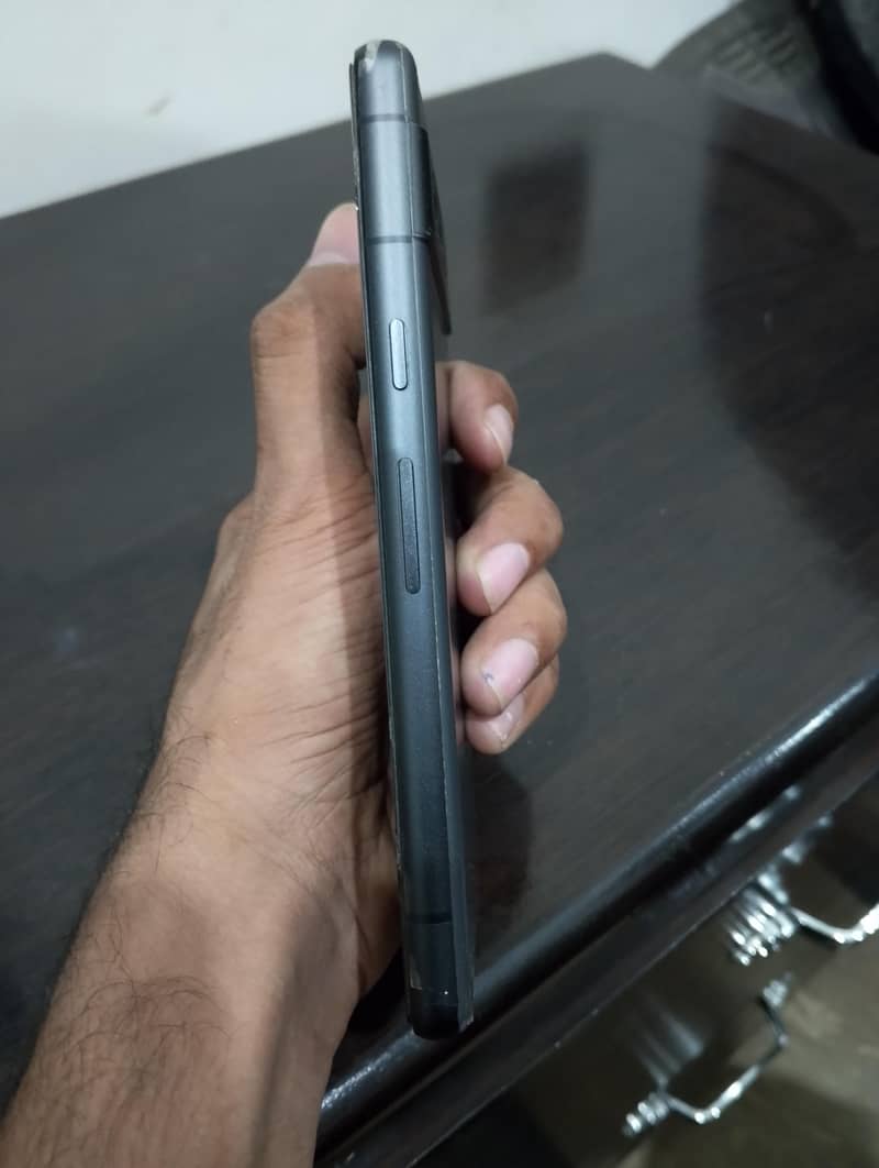 Google Pixel 7a 5