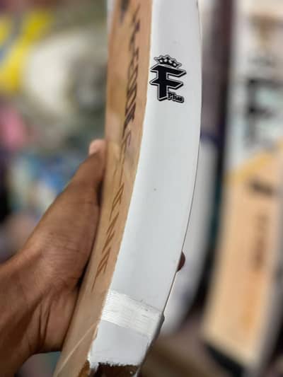 Premium F Plus original coconut Bat,one piece malaysian cane handle
