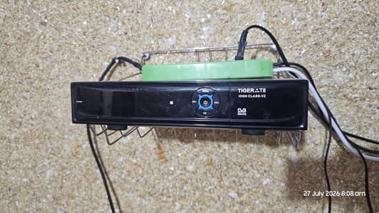 Tiger Star T8 high class v2  Sattelite Dish receiver
