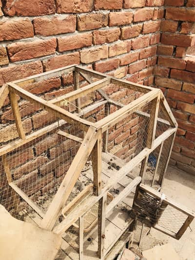 hển cages
