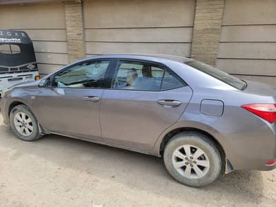 Toyota Corolla Altis 2015