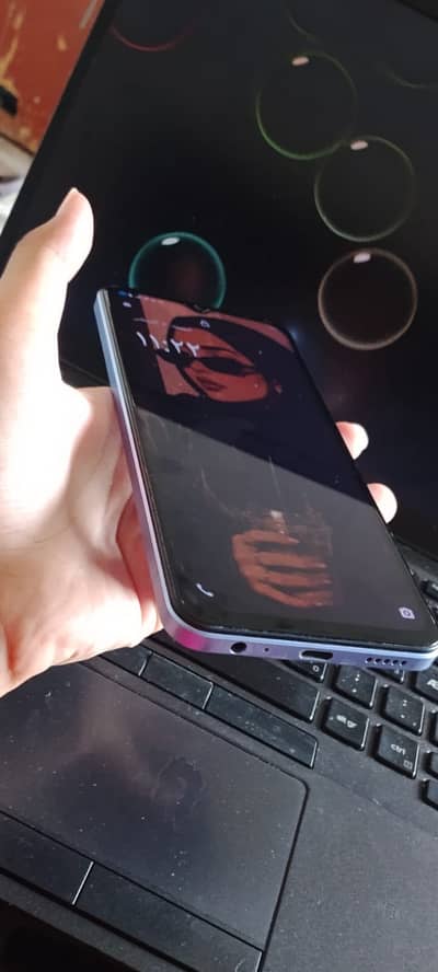Vivo Y17s