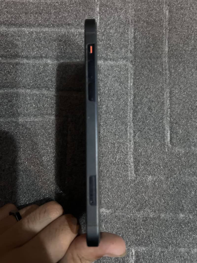 Apple iPhone 12 1