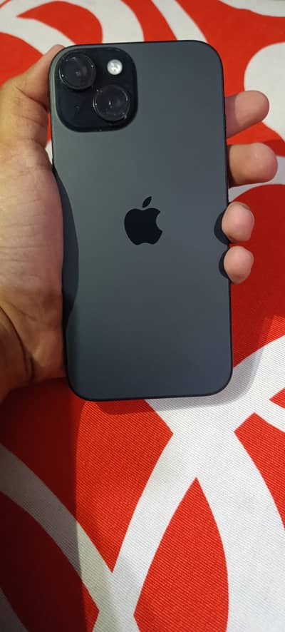 Apple iPhone 15
