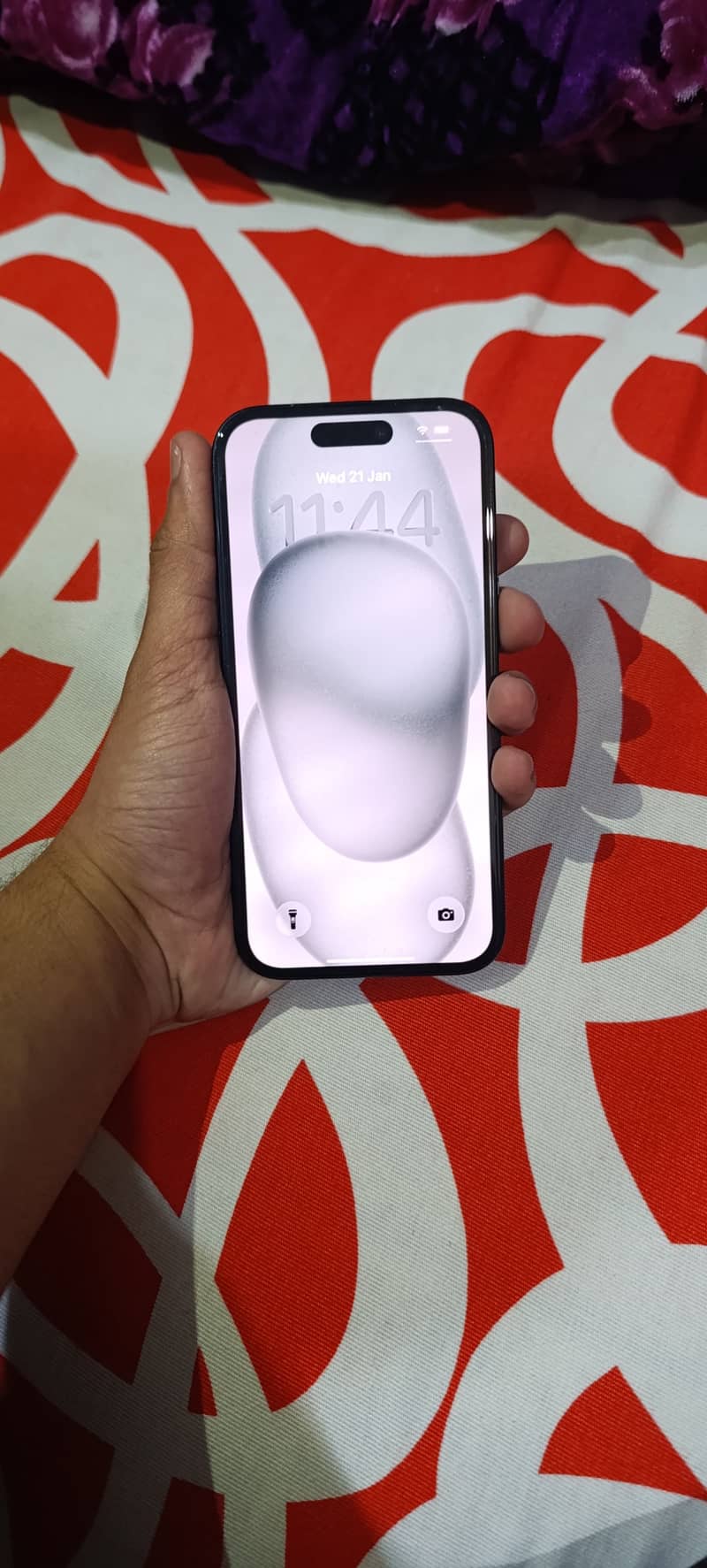 Apple iPhone 15 1