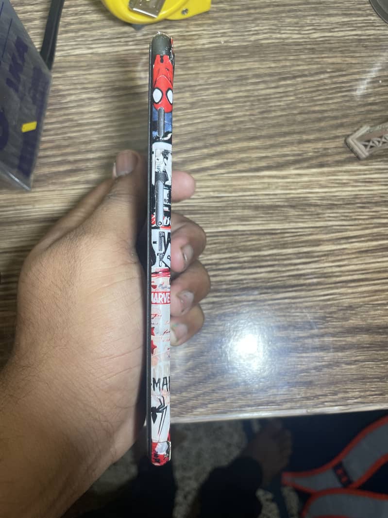 Apple iPhone 8 Plus 2