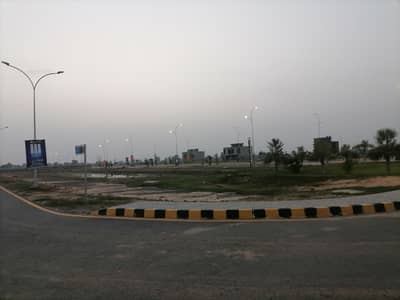 A Great Choice For A 5 Marla Residential Plot Available In Etihad Town Phase 2