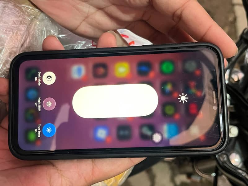 Apple iPhone 11 5