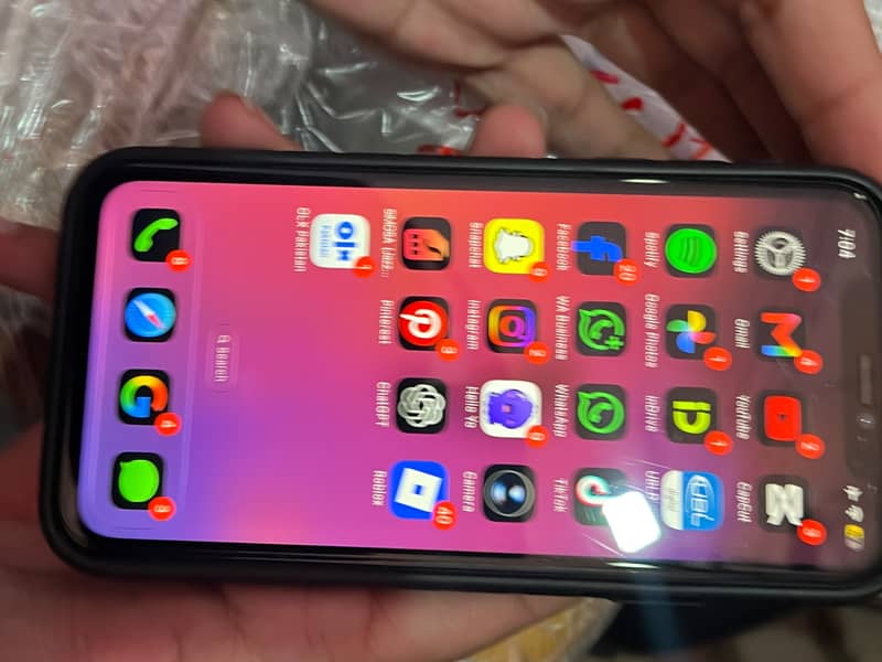 Apple iPhone 11 6