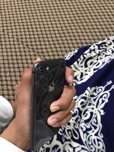 Apple iPhone 8