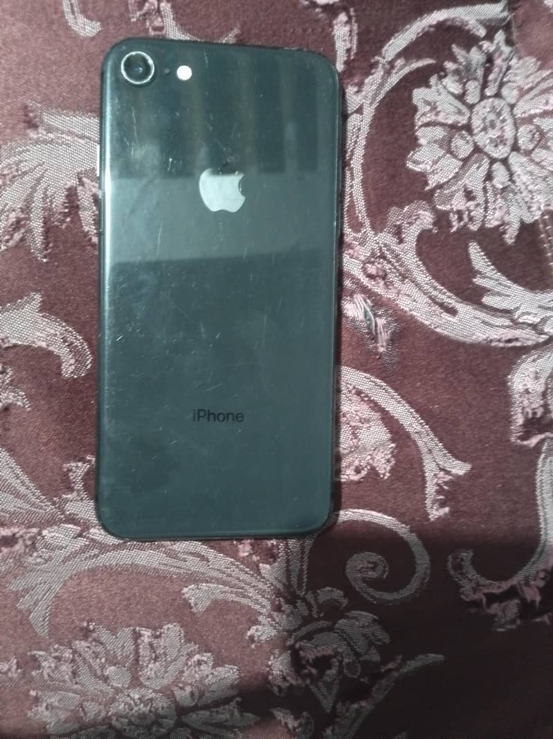 Apple iPhone 8 0