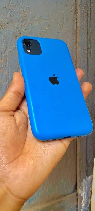 Apple iPhone XR
