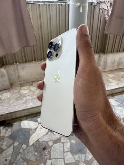 Apple iPhone 13 Pro