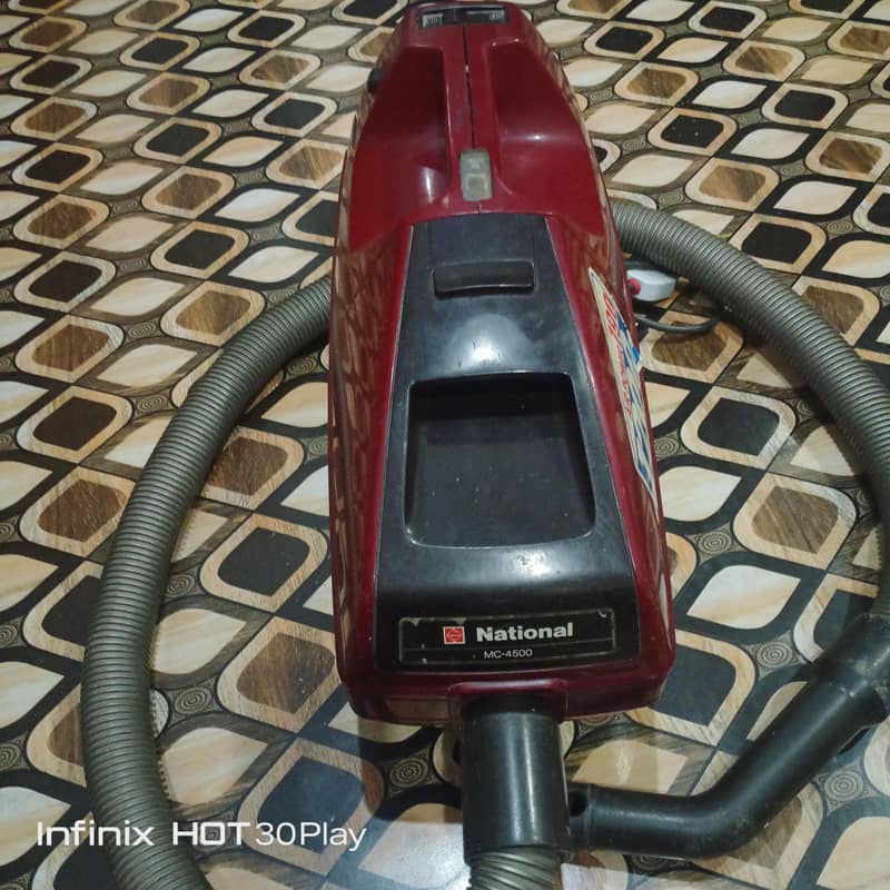 vacuum cleaner 1