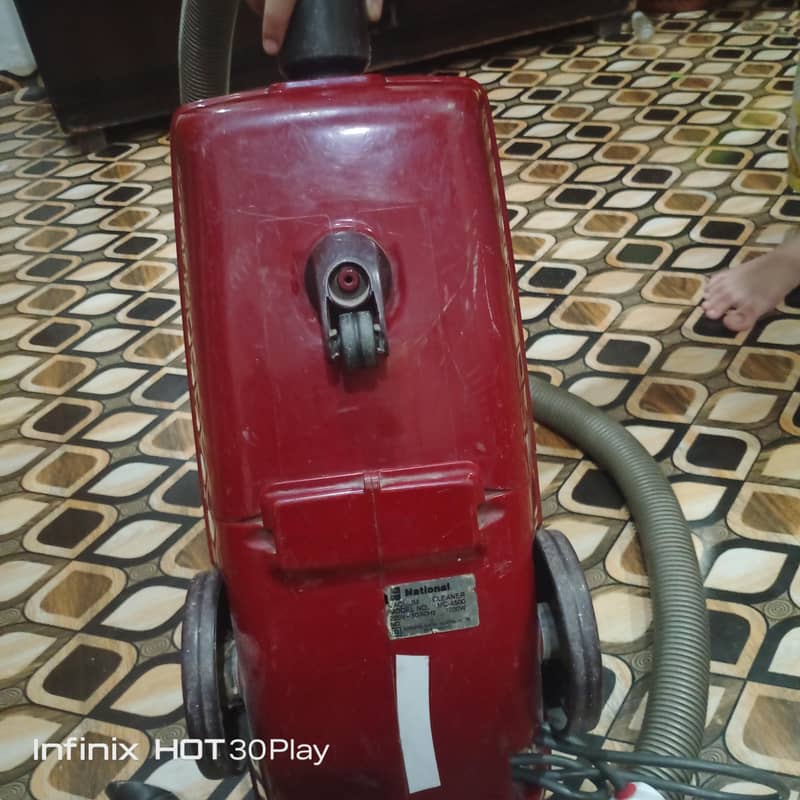 vacuum cleaner 4