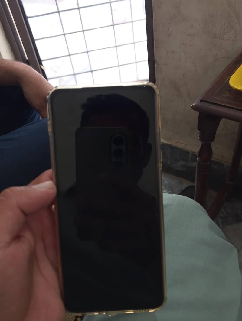 OPPO A60 0