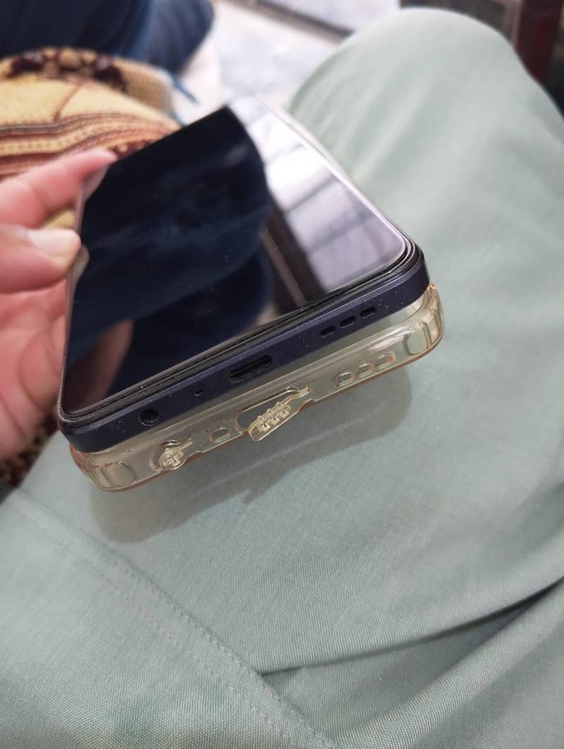 OPPO A60 2