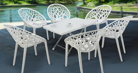 Table and Chairs/ Plastic Table and Chairs/ Used Table and Chairs