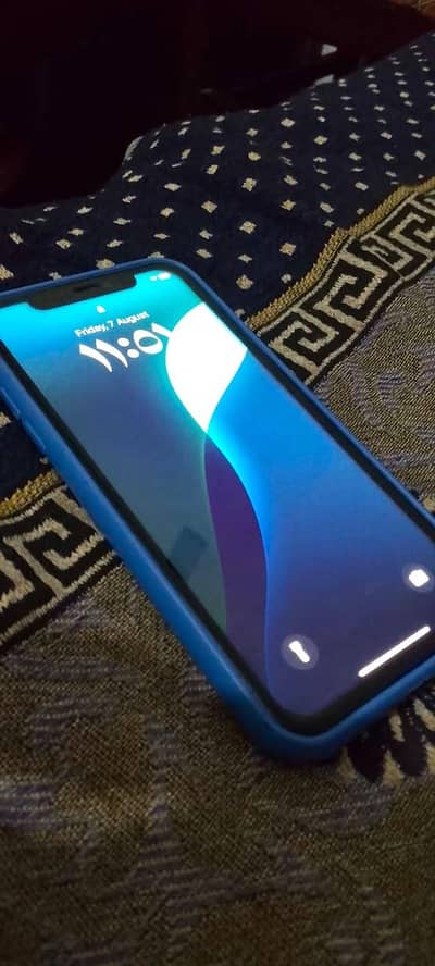 Apple iPhone XR