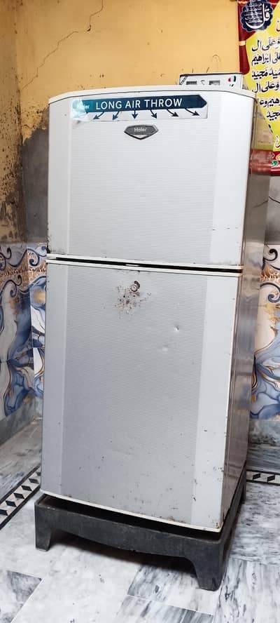 HAIER REFRIGERATOR