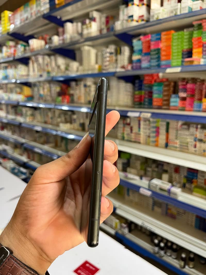 Google Pixel 6a 1