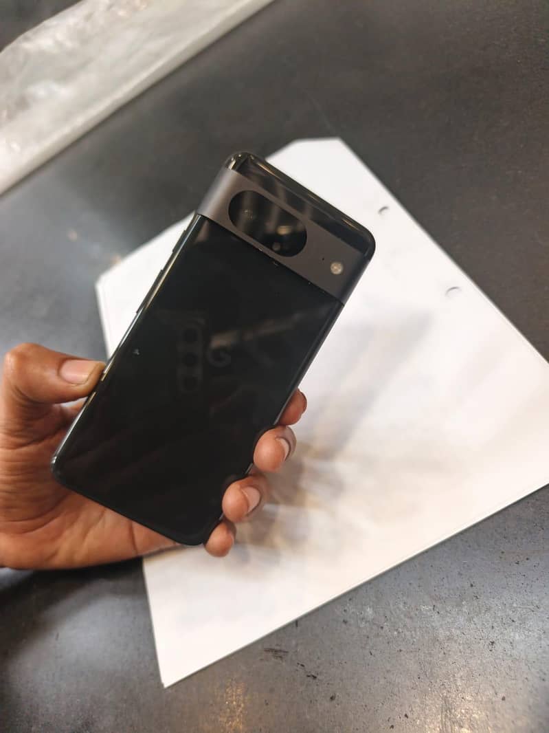 Google Pixel 8 5
