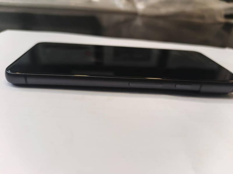 Google Pixel 8 6
