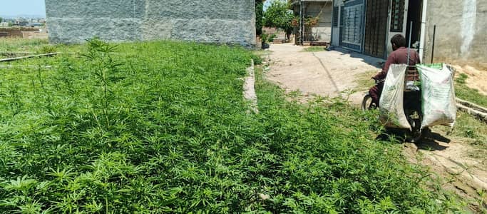 Prime Location 6 Marla Residential Plot Available For Sale In Girja Road, Girja Road
