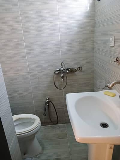 Par Day 1bed apartment available in Islamabad