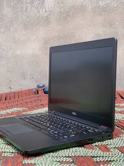 DEll Laptop in Very good condition 10/9