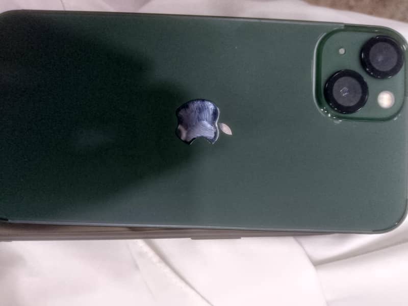 Apple iPhone 13 0