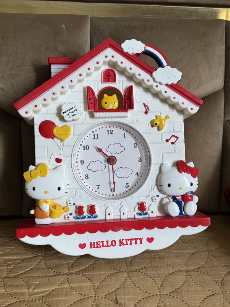 Hello kitty wall clock 0