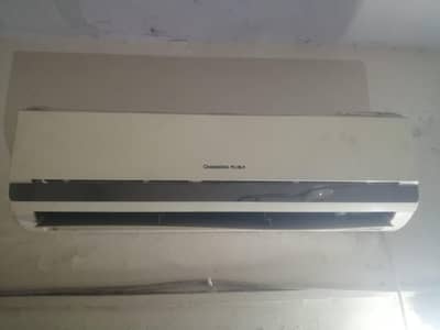 1.5 ton Ac best condition Best cooling copper pipes best quality