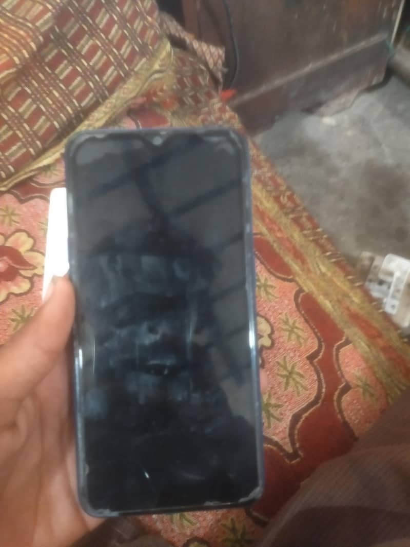 OPPO A5s 4