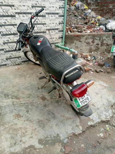 Tanki original hai tapy be original pary hai 03066289475