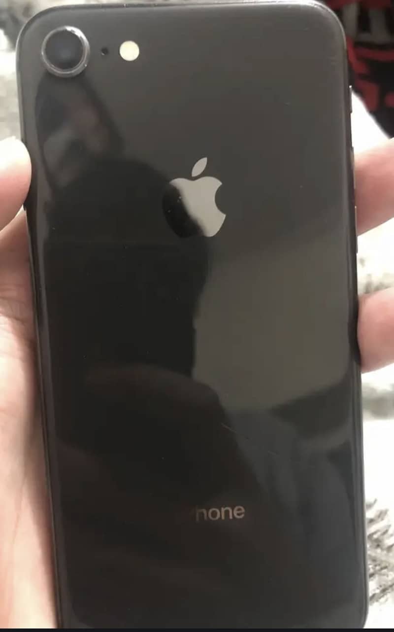 Apple iPhone 8 1