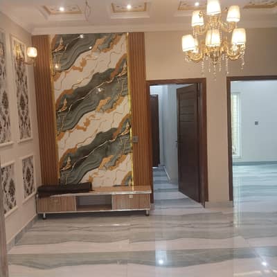 5 MARLA UPPER PORTION AVAILABLE FOR RENT