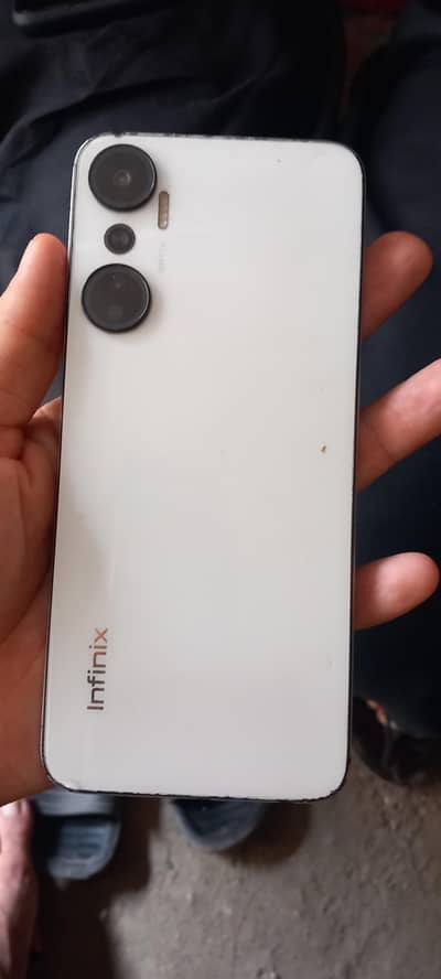 Infinix Hot 20
